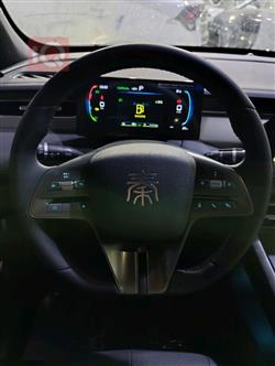 بی وای دی Qin Plus